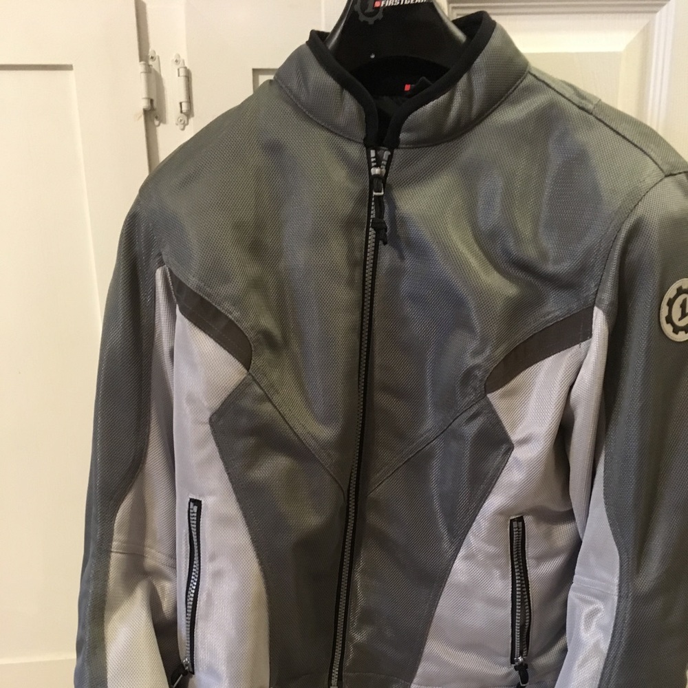 Ladies Motorcycle Jacket - Picture 2 of 6